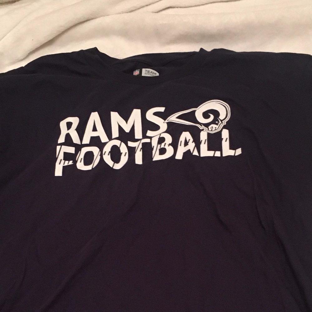 NFL Rams Football Navy T-Shirt Size XL (NWT)